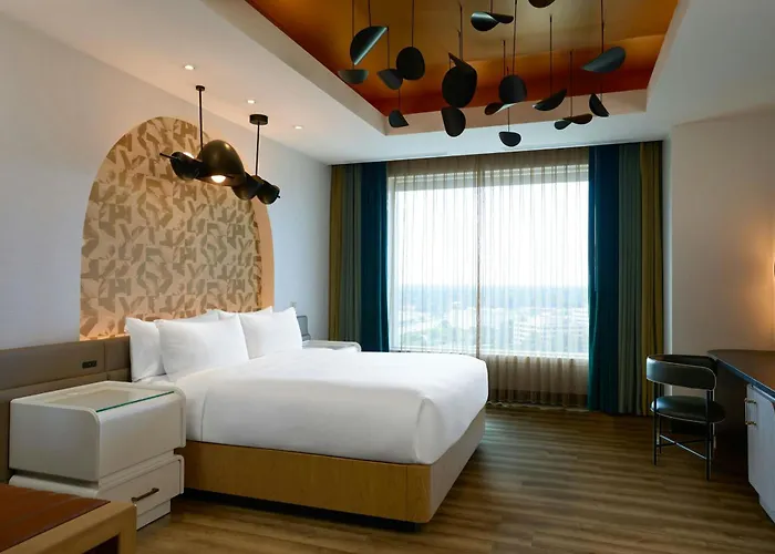 Renaissance Convention Center Hotel Schaumburg