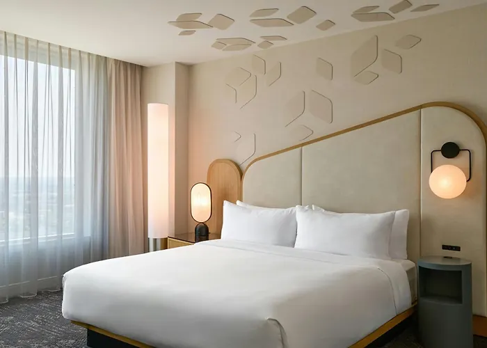 Renaissance Convention Center 4* Schaumburg