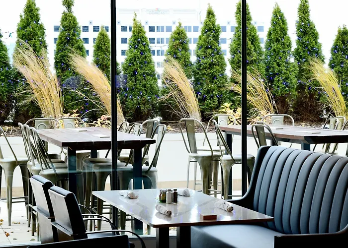 Renaissance Convention Center Hotel
