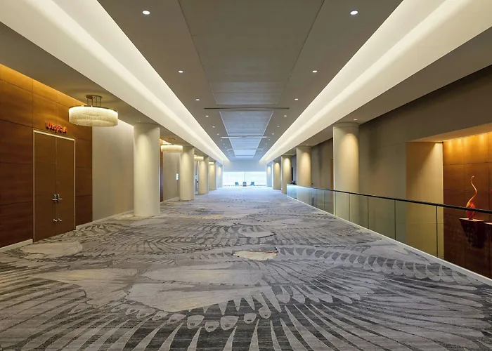 Renaissance Convention Center Hotel Schaumburg